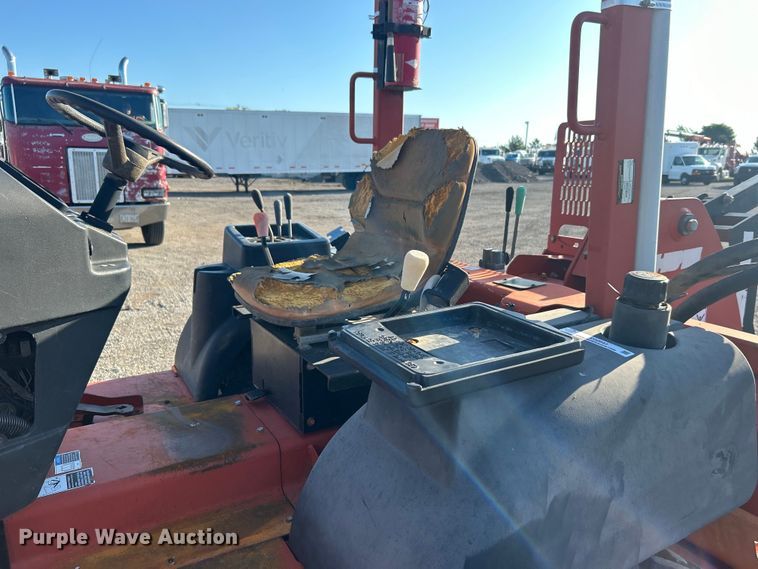 image for item EG0943 2006 Ditch Witch RT55 trencher