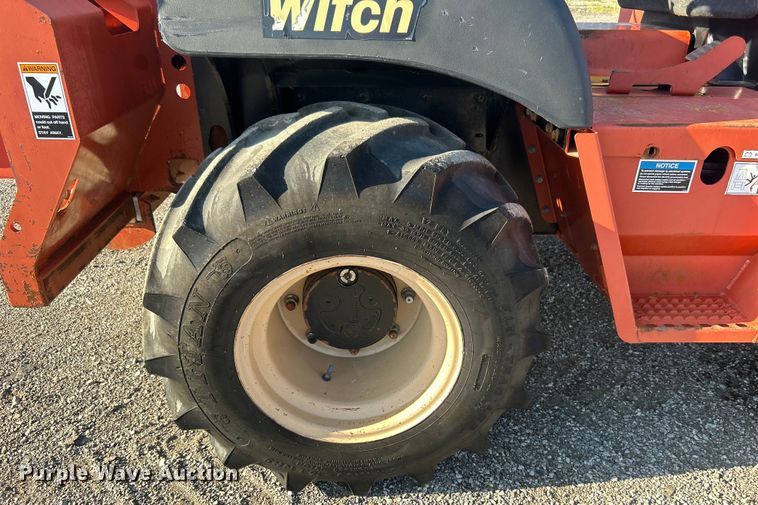 image for item EG0943 2006 Ditch Witch RT55 trencher