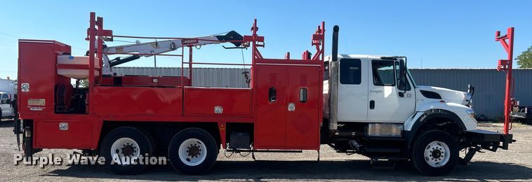 image for item EG0947 2012 International  7600  Crew Cab utility / service truck