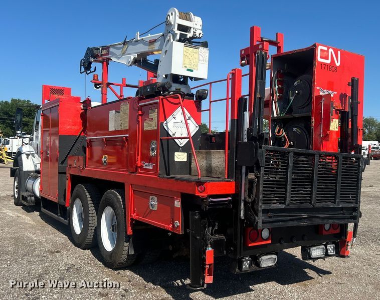 image for item EG0947 2012 International  7600  Crew Cab utility / service truck