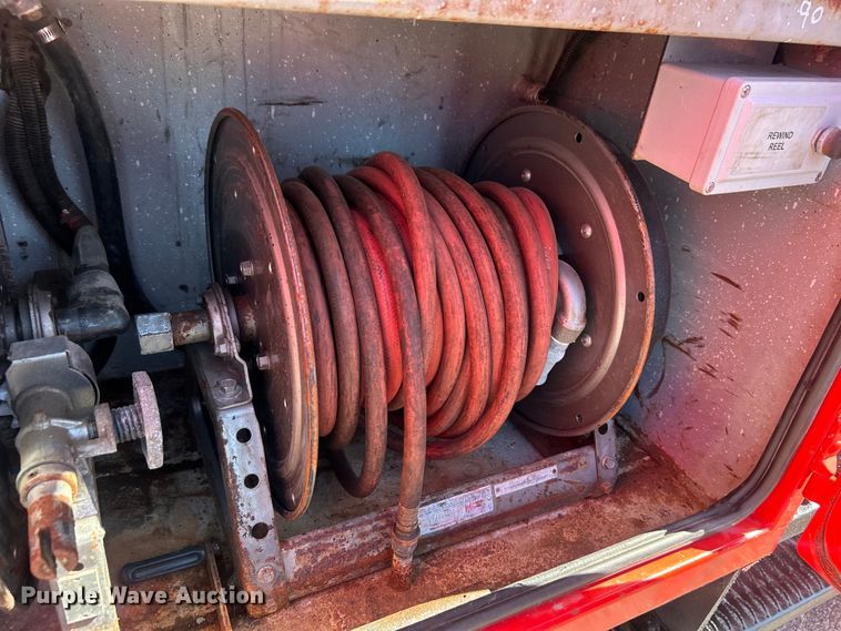 image for item EG0947 2012 International  7600  Crew Cab utility / service truck