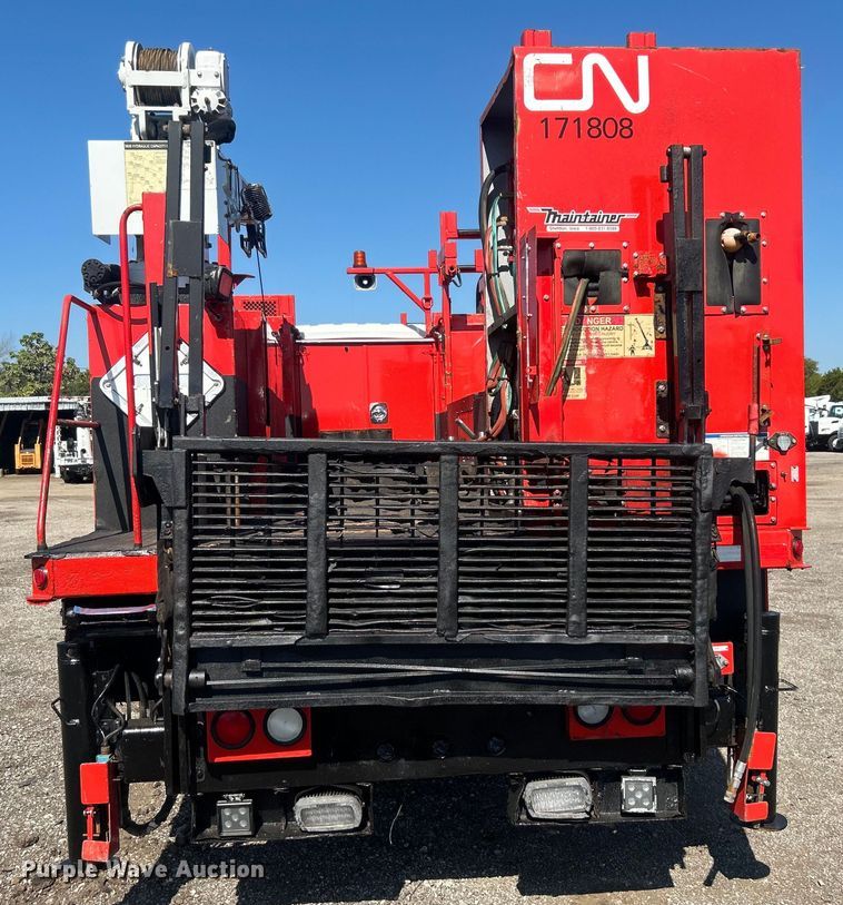 image for item EG0947 2012 International  7600  Crew Cab utility / service truck