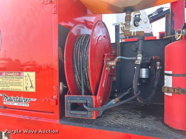 image for item EG0947 2012 International  7600  Crew Cab utility / service truck