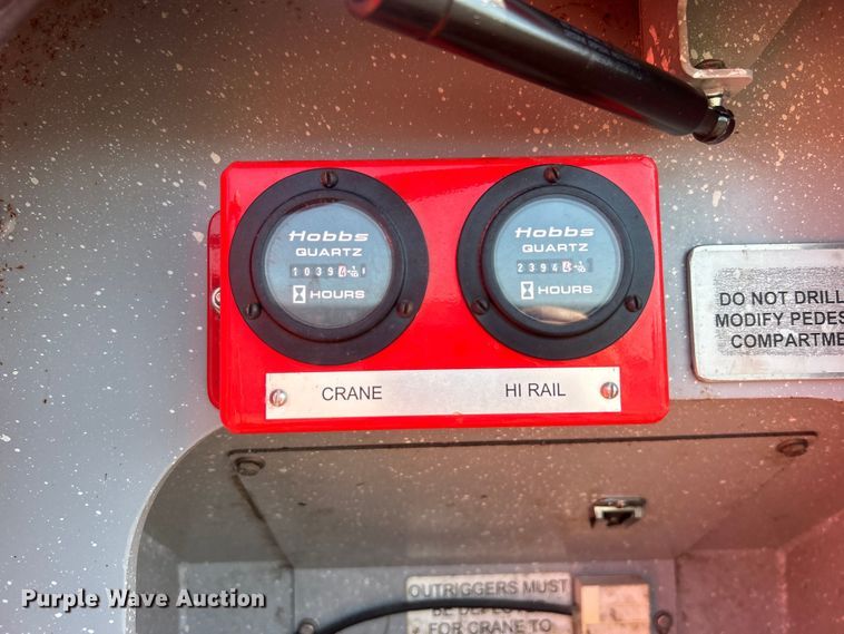 image for item EG0947 2012 International  7600  Crew Cab utility / service truck