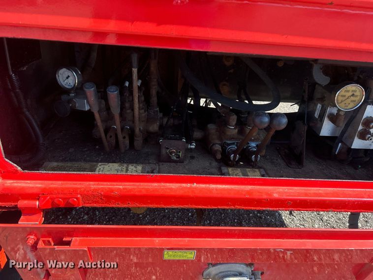 image for item EG0947 2012 International  7600  Crew Cab utility / service truck