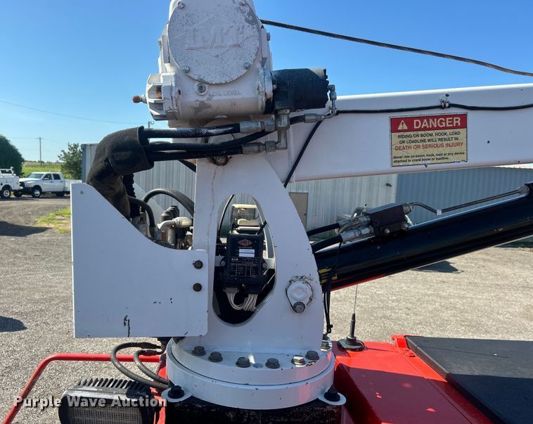 image for item EG0947 2012 International  7600  Crew Cab utility / service truck