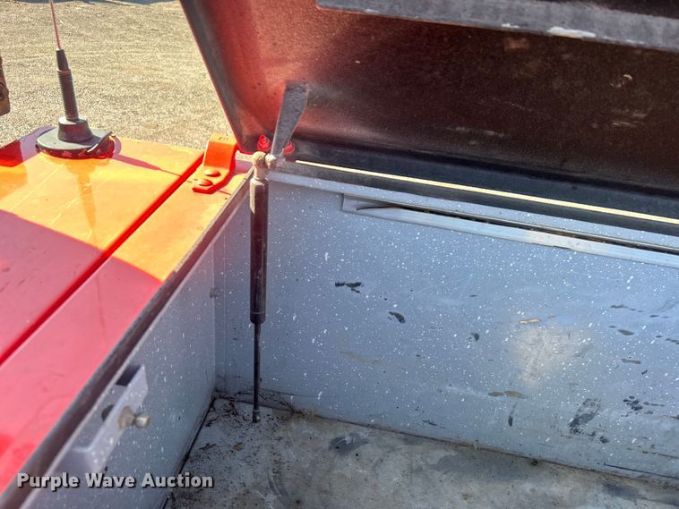 image for item EG0947 2012 International  7600  Crew Cab utility / service truck