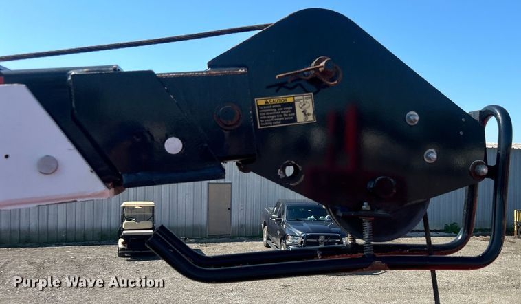 image for item EG0947 2012 International  7600  Crew Cab utility / service truck