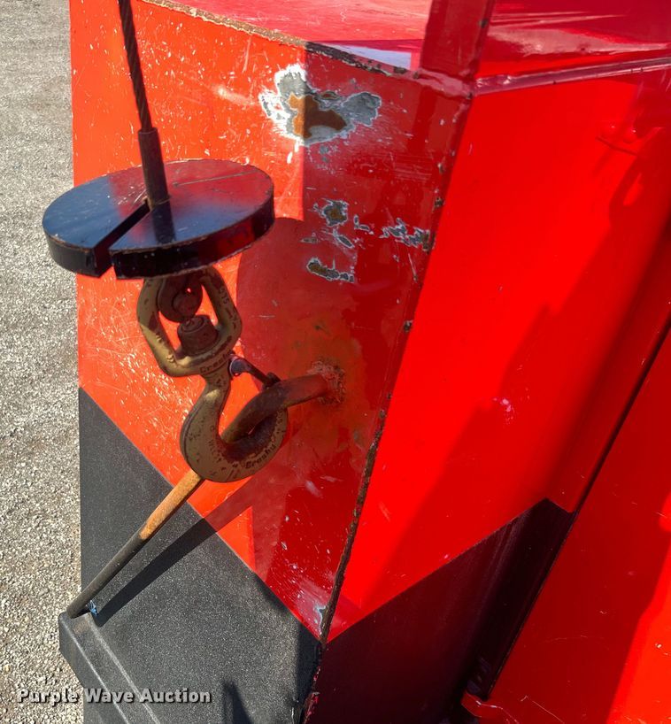 image for item EG0947 2012 International  7600  Crew Cab utility / service truck