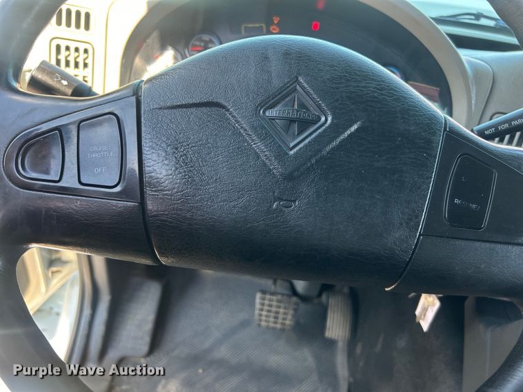 image for item EG0947 2012 International  7600  Crew Cab utility / service truck