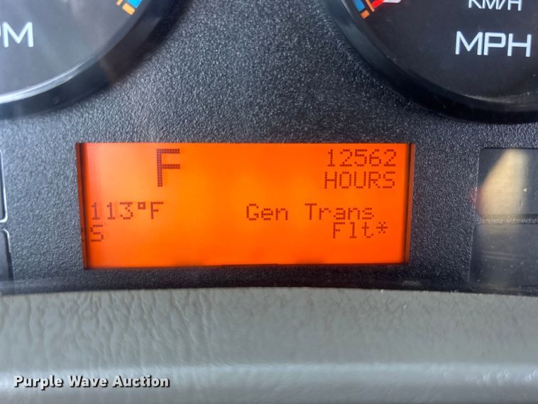 image for item EG0947 2012 International  7600  Crew Cab utility / service truck