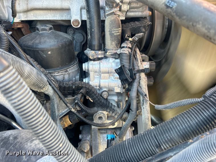 image for item EG0947 2012 International  7600  Crew Cab utility / service truck