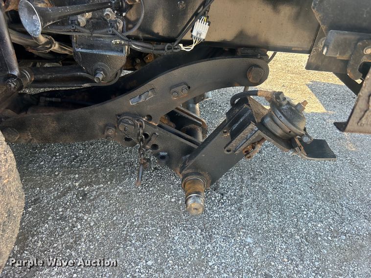 image for item EG0947 2012 International  7600  Crew Cab utility / service truck