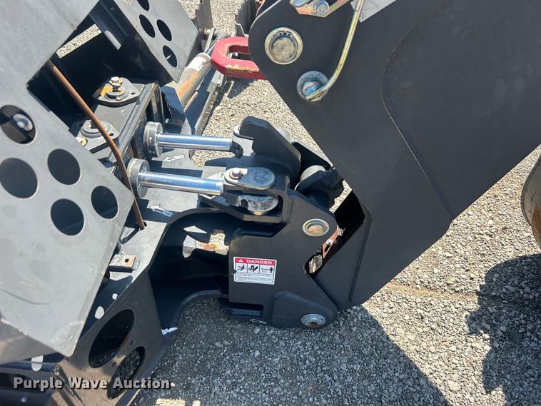 image for item EG0952 Case 103101 skid steer backhoe