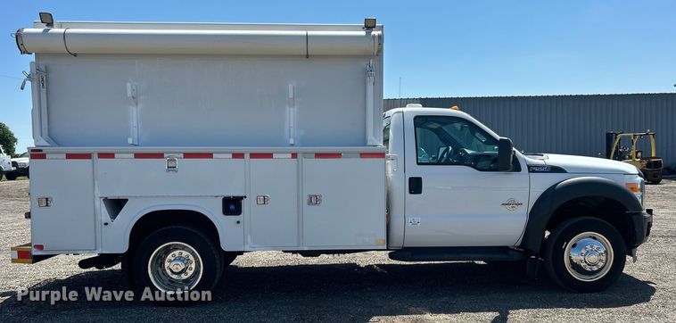 image for item EG0953 2013 Ford F550 Super Duty utility / service truck