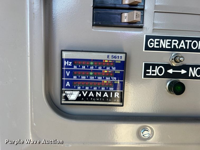 image for item EG0953 2013 Ford F550 Super Duty utility / service truck