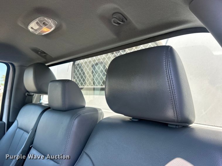 image for item EG0953 2013 Ford F550 Super Duty utility / service truck