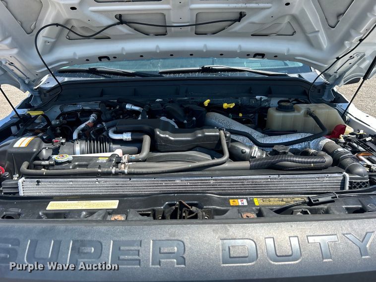 image for item EG0953 2013 Ford F550 Super Duty utility / service truck