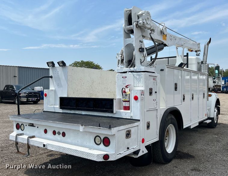 image for item EG0973 2007 Kenworth  T300 utility / service truck