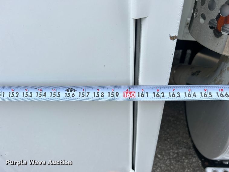 image for item EG0973 2007 Kenworth  T300 utility / service truck