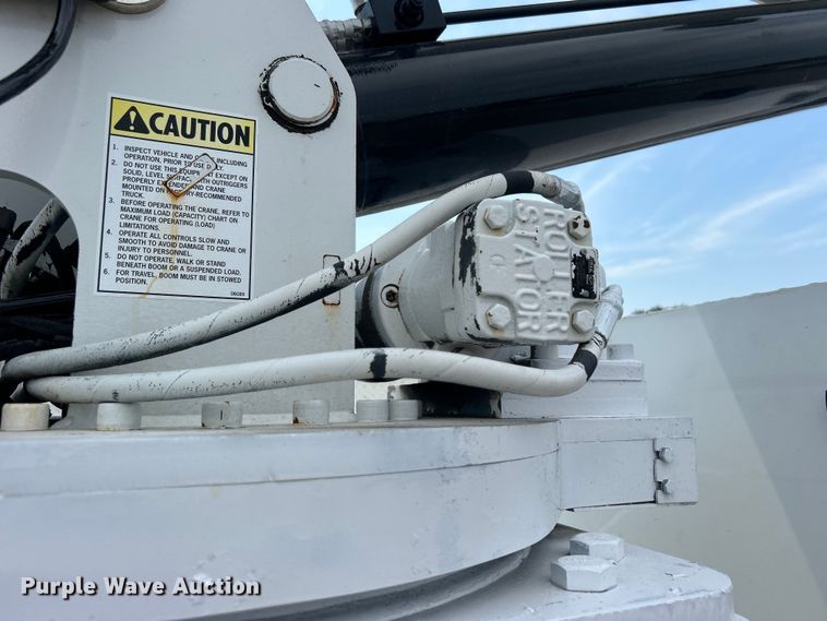 image for item EG0973 2007 Kenworth  T300 utility / service truck