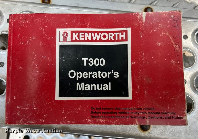 image for item EG0973 2007 Kenworth  T300 utility / service truck