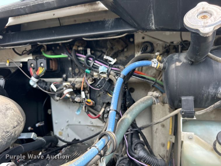 image for item EG0973 2007 Kenworth  T300 utility / service truck