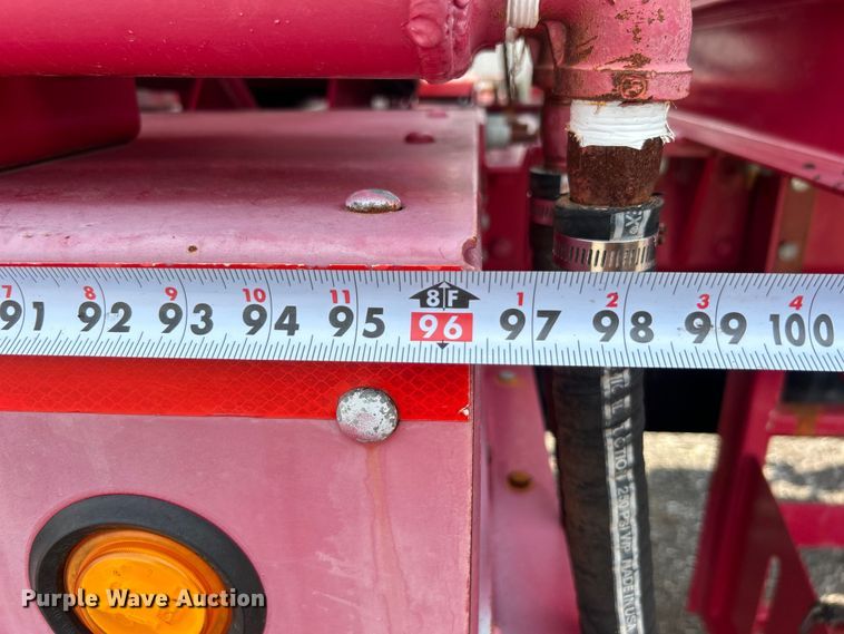 image for item EG0979 2012 Peterbilt  337 tank truck