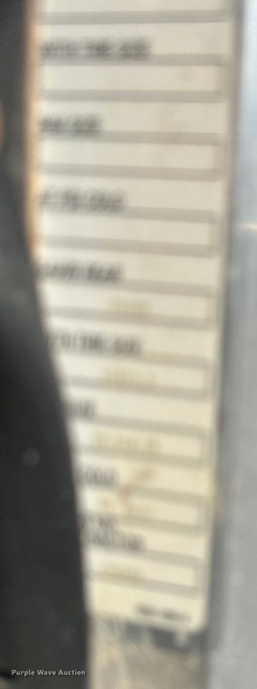 image for item EG0979 2012 Peterbilt  337 tank truck