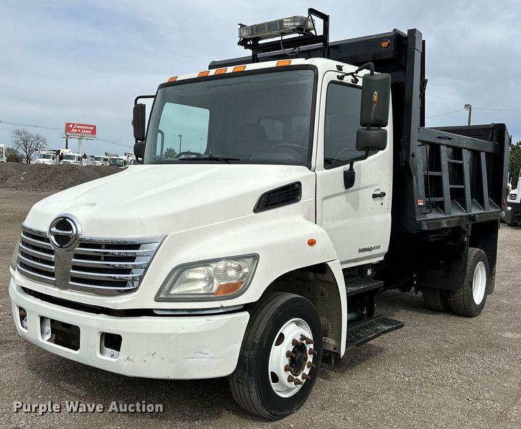 image for item EG1388 2010 Hino 258 dump truck