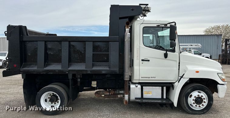 image for item EG1388 2010 Hino 258 dump truck
