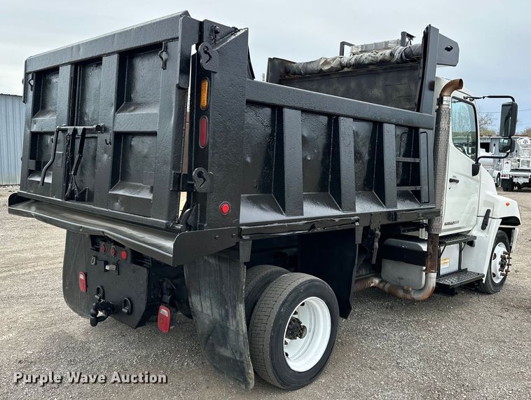 image for item EG1388 2010 Hino 258 dump truck