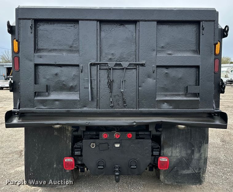 image for item EG1388 2010 Hino 258 dump truck