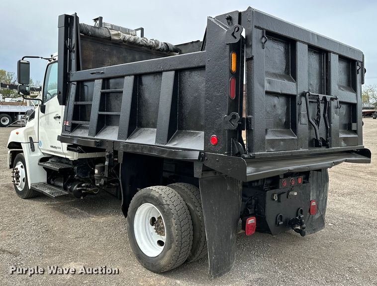 image for item EG1388 2010 Hino 258 dump truck
