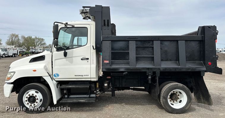 image for item EG1388 2010 Hino 258 dump truck