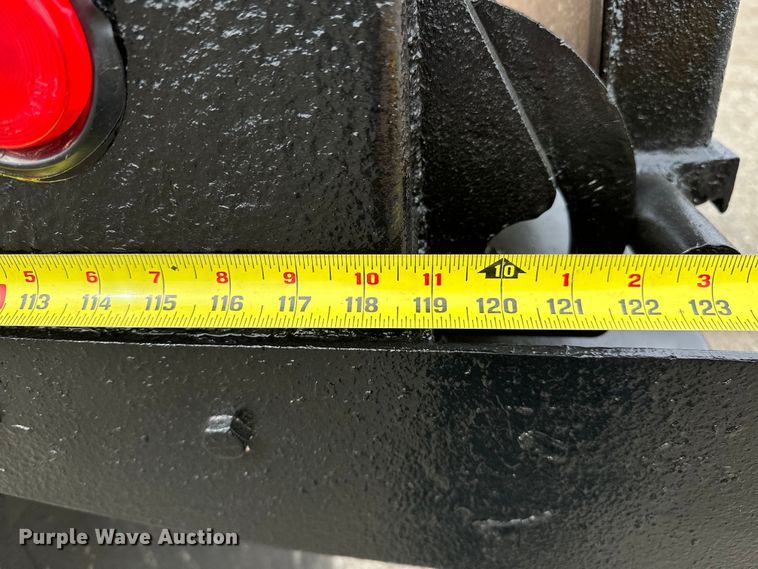 image for item EG1388 2010 Hino 258 dump truck