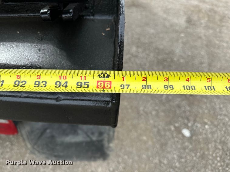 image for item EG1388 2010 Hino 258 dump truck