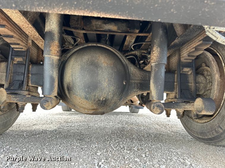 image for item EG1388 2010 Hino 258 dump truck