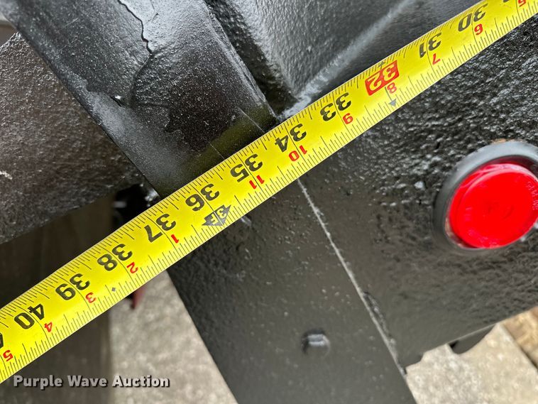 image for item EG1388 2010 Hino 258 dump truck