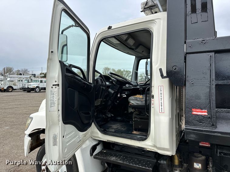 image for item EG1388 2010 Hino 258 dump truck