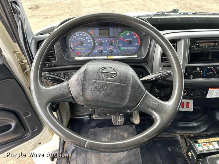 image for item EG1388 2010 Hino 258 dump truck