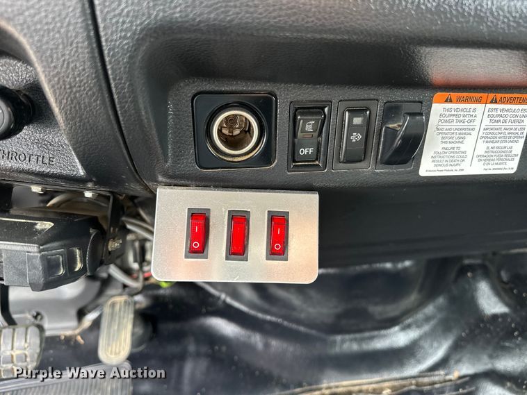 image for item EG1388 2010 Hino 258 dump truck