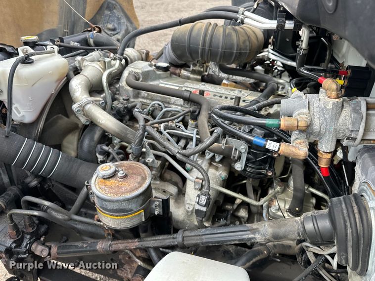 image for item EG1388 2010 Hino 258 dump truck