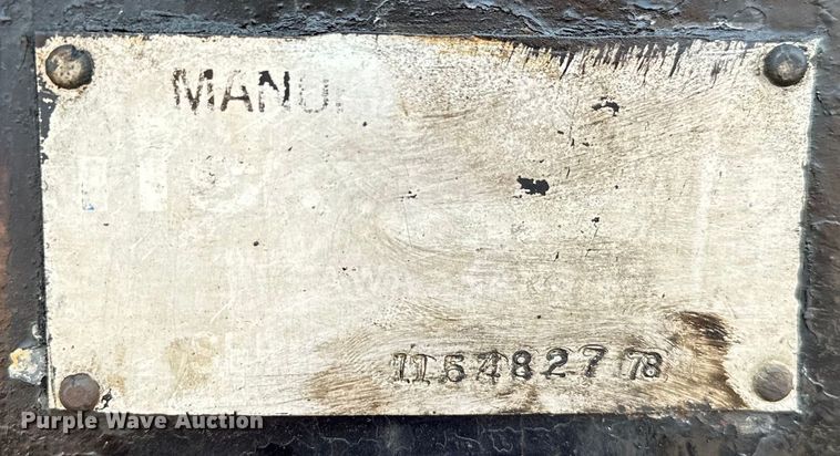 image for item EG1652 1995 Ford L8000 crane truck