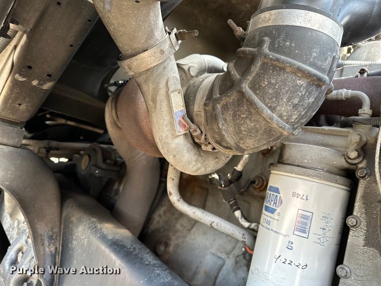 image for item EG1652 1995 Ford L8000 crane truck