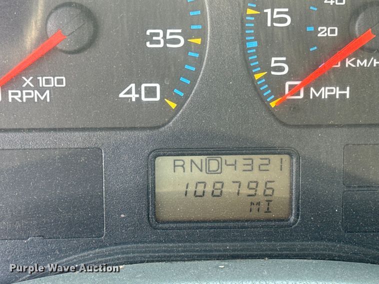 image for item EH4340 2006 International 7400  oil distributor truck