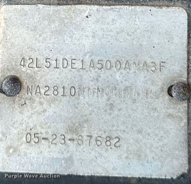 image for item EH4340 2006 International 7400  oil distributor truck