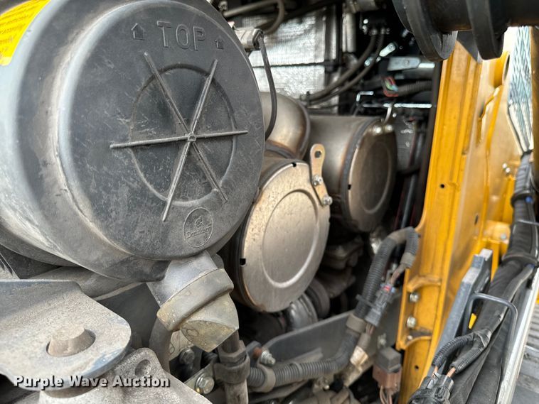 image for item EH4408 2024 John Deere 333G tracked skid steer loader