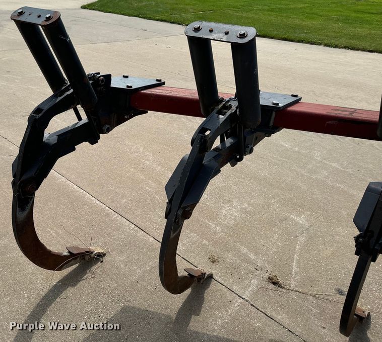 image for item EH4420 M&W Earthmaster ripper