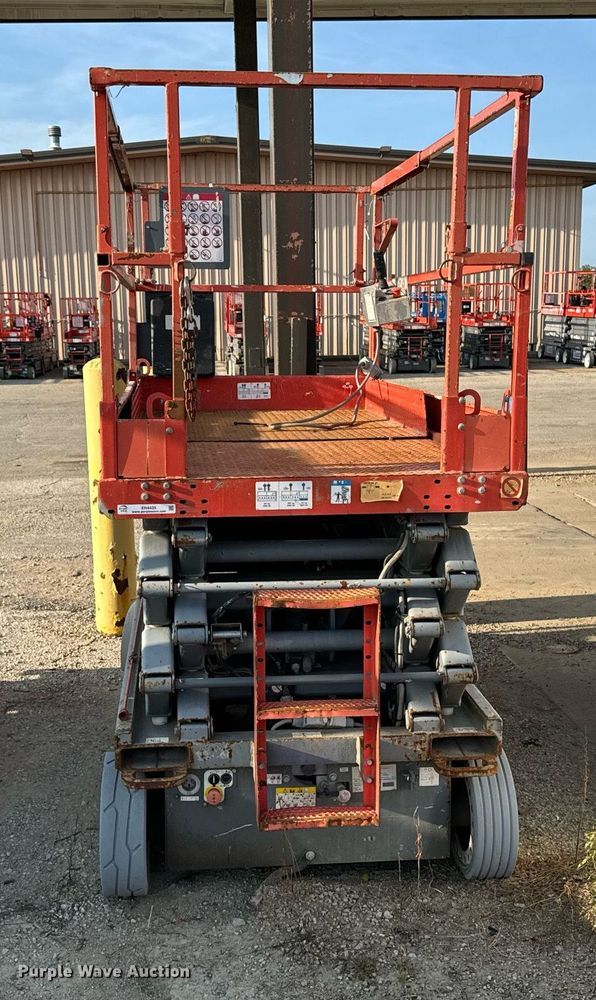 image for item EH4435 Skyjack SJ 4632 scissor lift